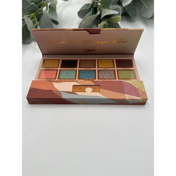 Destino Eyeshadow Palette New in Box - Picture 7 of 10